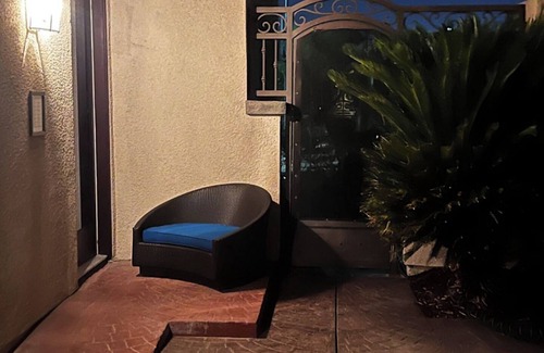 Henderson Apartment | Casita Outlook