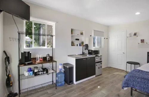 Tucson House | Casita: Patio, Fire Pit, & Secure Car Porch