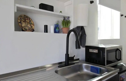 Tucson House | Casita: Patio, Fire Pit, & Secure Car Porch