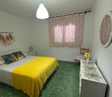 Barrio de la Vega Apartment | Casita Rural La Rosa de la Huerta con chimenea interior