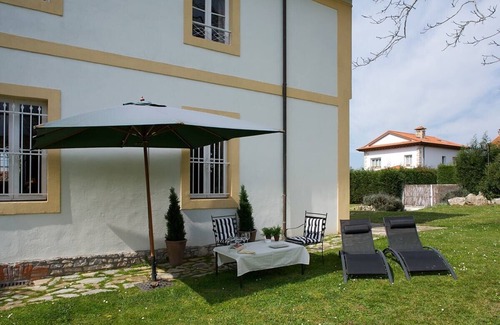 Distrito Rural Este Cottage | Casona Quinta Herminia. Charming country house in Gijon and 2km from the beach