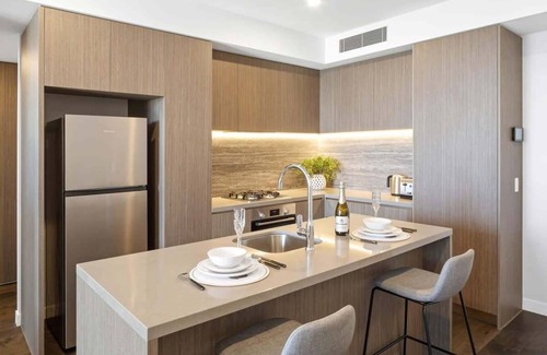 Broadbeach Apartment | CASSA CASIN0 - Spectacular River & Hinterland Views 1 Bed Apt in Broadbeach