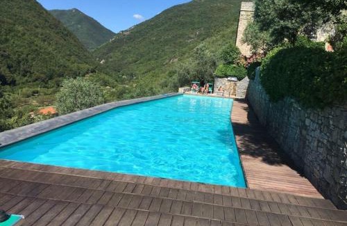 Colletta Apartment | Cassa di Loggia stunning medieval setting