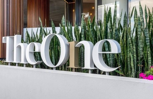 Brisbane Central Business District Apartment | CASSA ONE - Luxurious Urban Living w/Riverview