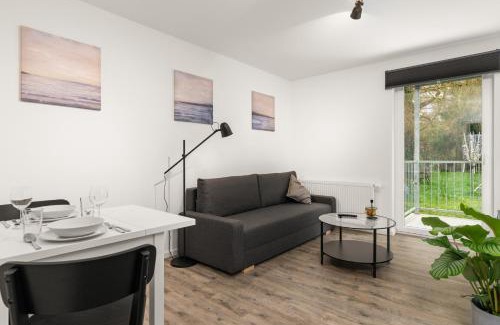 Oberzwehren Apartment | CASSEL LOFTS - Moderne Wohnung für 3 mit Balkon nahe VW-Werk