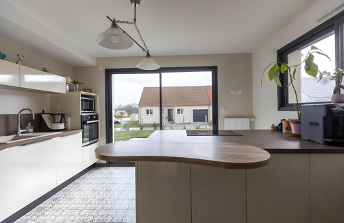 La Bazoge Villa | Cassiopée - Jacuzzi - Unique - 8p - Rêve au Mans