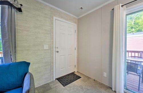 Cassopolis House | Cassopolis Cabin with On-Site Fishing Pier!