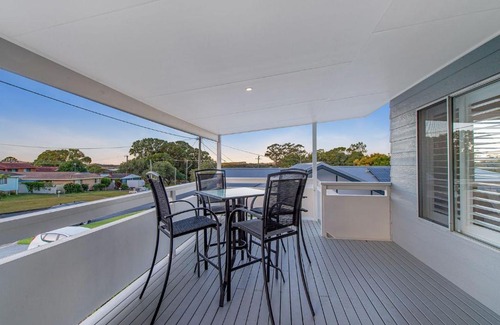 Laurieton House | Castaway