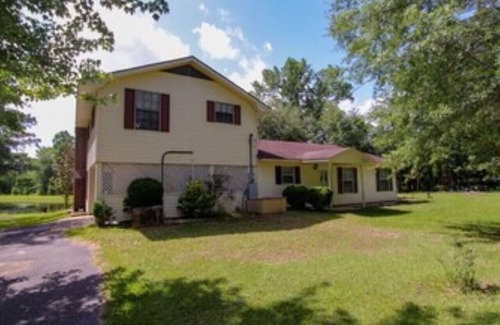 Negreet House | Castaway Camp .