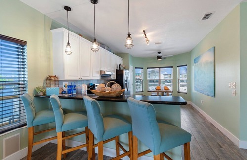 Navarre Beach House | Castaway Cove-Soundside Private Home with Beautiful Views