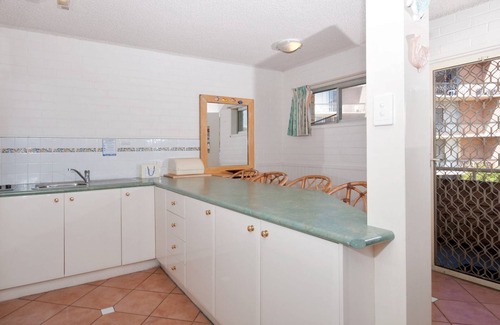 Shoal Bay Apartment | Castaways 4/17 Shoal Bay Road - Opposite Shoal Bay Beach