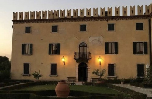 Cola Apartment | Castel1500 in the historic center