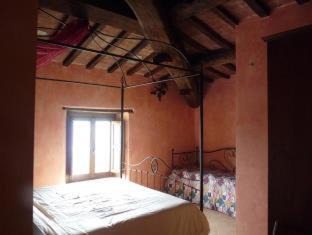 Giomici Apartment | Castello Di Giomici
