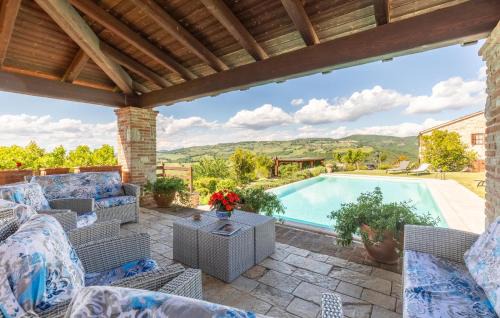 Loreto House | Castello Di Petroro
