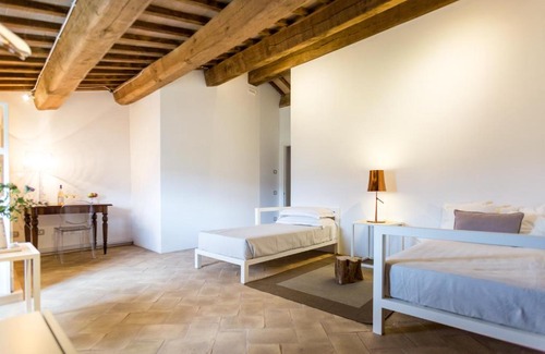 Ramazzano House | CASTELLO DI RAMAZZANO - Tenute Aliani
