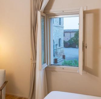 Savignano sul Rubicone Apartment | Castello di Ribano Luxury Suites