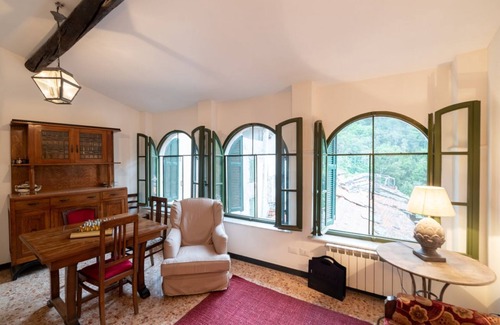 Castel Vittorio Apartment | Castelvittorio Medieval Getaway! Roomy Apt x6