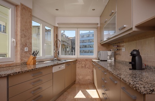 Sao Sebastiao da Pedreira Apartment | Castilho Lux - Premium Location with a Perfect View