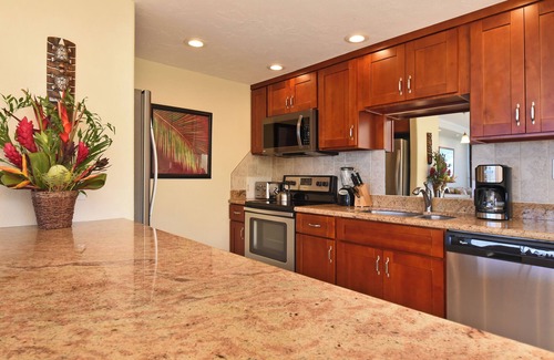 Naalehu House | Castle at Hale Kama'oa