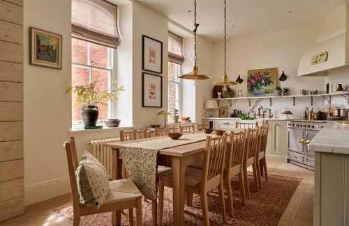 Ludwel Apartment | Castle Corner, The Georgian House