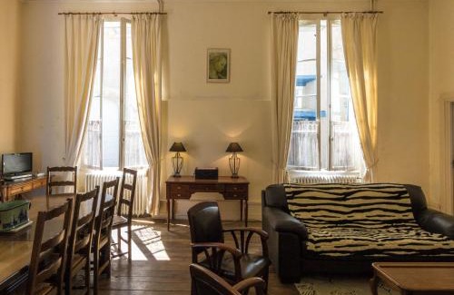 Chalais House | Castle in Chaleix with Pool and Views