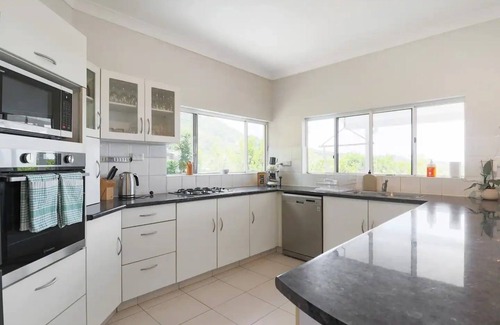 Earlville House | Castle In The Sky - Incredible Views