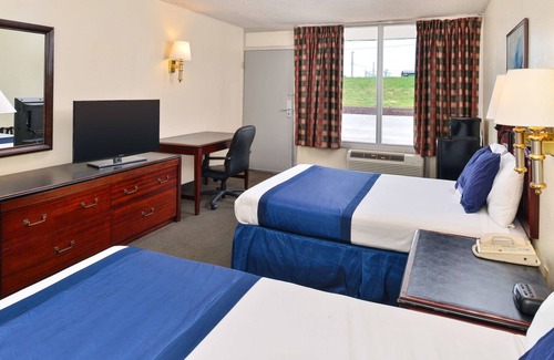 Anadarko Hotel | Castle Inn & Suites Anadarko