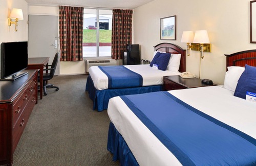 Anadarko Hotel | Castle Inn & Suites Anadarko
