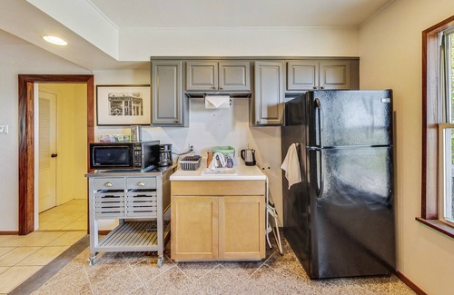 Silver Terrace Apartment | Castle on the Hill with views and w/d