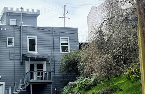 Silver Terrace Apartment | Castle on the Hill with views and w/d