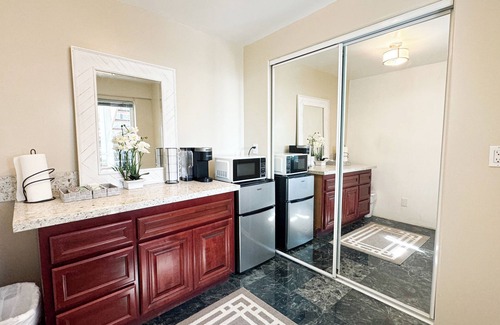 Whittier House | Castle on the Hill Double Suites