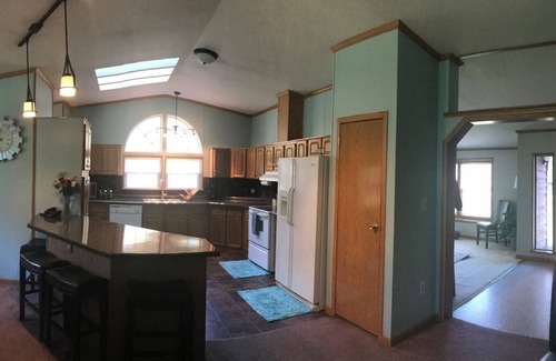 New Lisbon House | Castle Rock Cottage-Near Castle Rock Lake