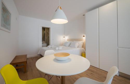 Socorro Apartment | Castle Terrace Exclusive Apartment - Home By The Castle Apartment