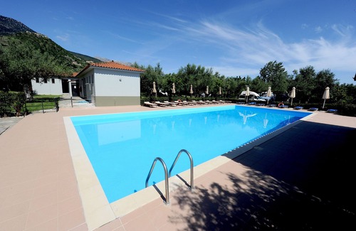 Mystras RV Rental | Castle View Bungalows