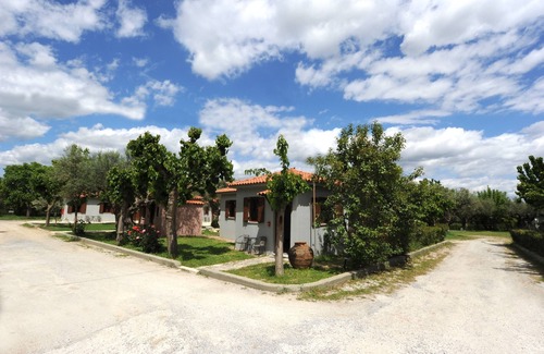 Mystras RV Rental | Castle View Bungalows
