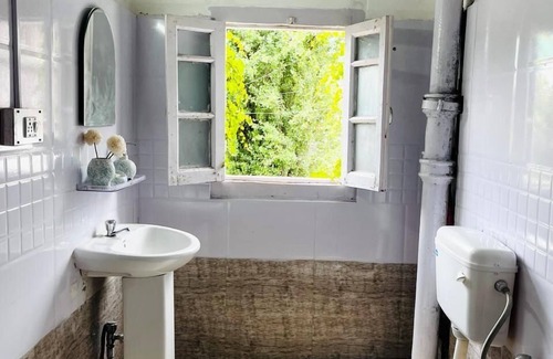 Manali Other | Castleton Casa