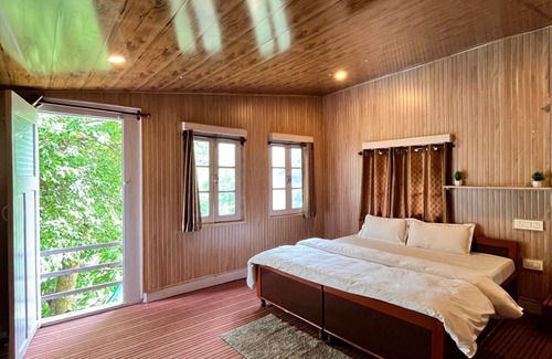 Manali Other | Castleton Casa