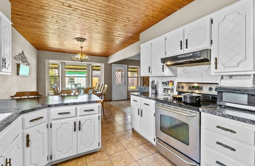 Abilene House | Castlewood Estate ※ near Dyess AFB ※ Patio/FirePit