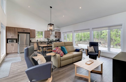 Amherst Ski Chalet | Castor Kanata Tremblant 242