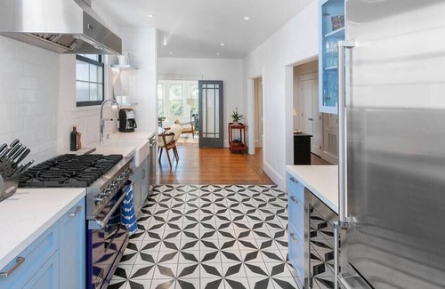 Castro District Apartment | Castro Contemporary meets 1920's Charm