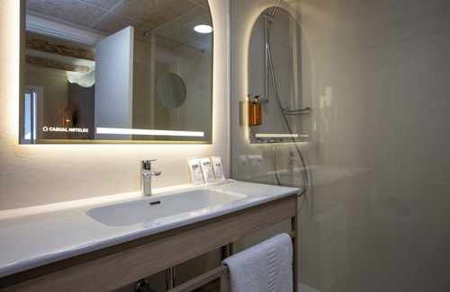 San Antonio Bay Hotel | Casual Bahía Ibiza Hotel