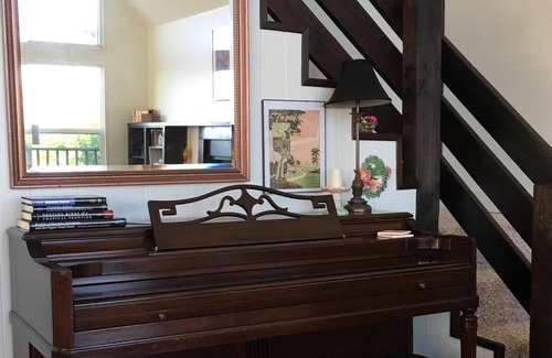 Palacios House | Casual comfort right on the bay. Relaxation is just a click away!