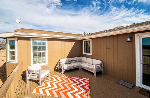 Hereford House | Casual desert getaway miles from Sierra Vista, Bisbee, and Tombstone