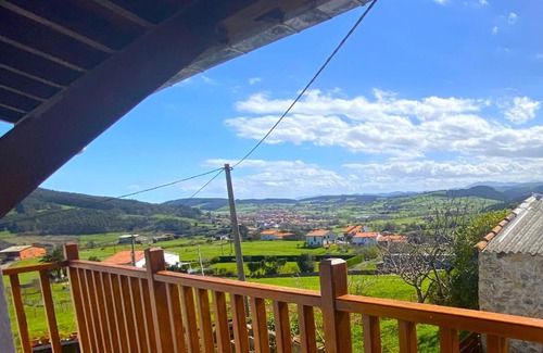 Bareyo House | Casuca El Trisquel - 18002