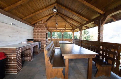 Bistrita Bargaului House | CASUTA LANGA LAC