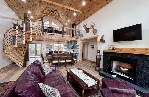 Rogers Cabin | Cat's Cradle | RRG | Sunset views | Hot Tub