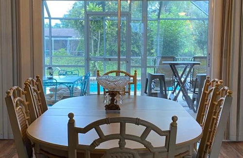 Cypress Lakes Estates House | Catalina Cabana - self checkin - pool - parking