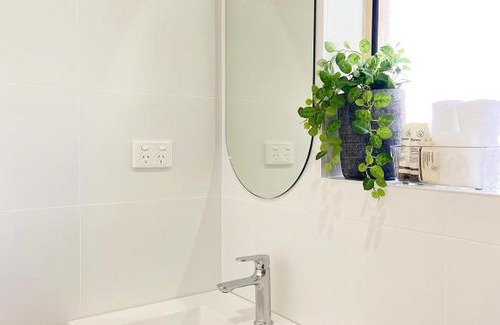 Toronto Hotel | Catalina Motel Lake Macquarie