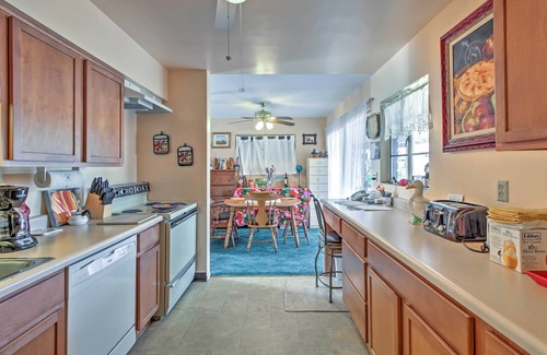 Mitman House | Catalina Mtn Views, BBQ Ready: Cozy Tucson House