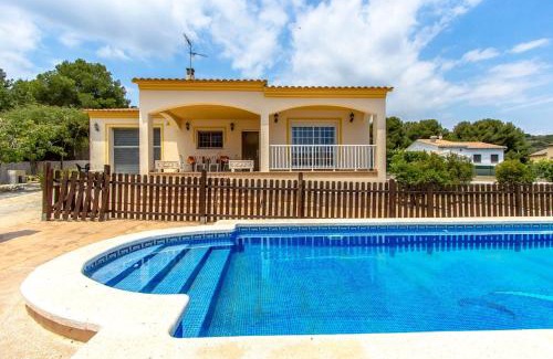 El Vendrell Villa | Catalunya Casas Cozy Costa Dorada with private pool, 3km to beach